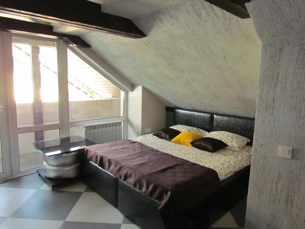 Guest House Khan Харьков Экстерьер фото
