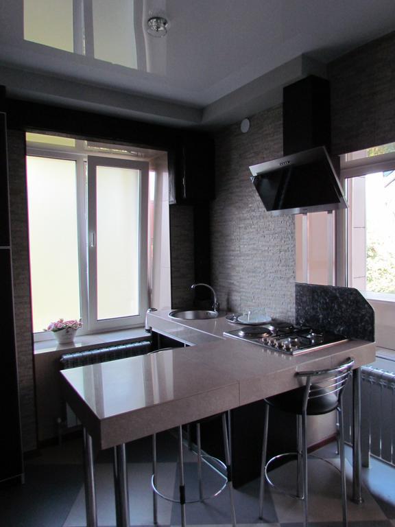 Guest House Khan Харьков Экстерьер фото