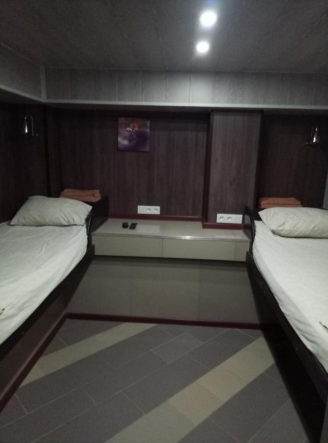 Guest House Khan Харьков Экстерьер фото